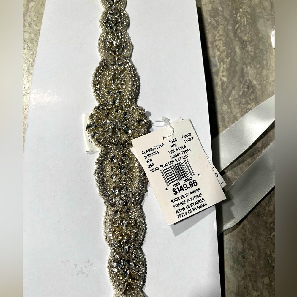 David’s Bridal Wedding Sash/Belt